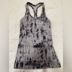 Lululemon Tank Long - Size 4/6
